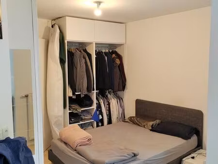 charmant t2 meublé de standing avec balcon et cave – plein centre  à 3 min du rer e