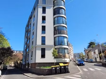 t3 de 71 m² lumineux avec parking – métro ligne 14 à 200 m (hôpital bicêtre)