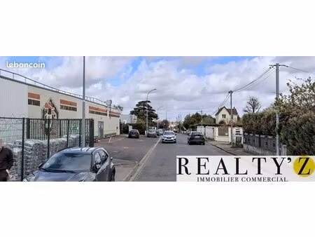 local commercial 186 m²