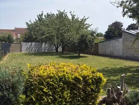 terrain 682 m² pontoise
