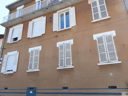 2 pièces sur st genix les villages (73240) avec terrasse et cav