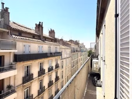 toulon-haute ville a louer t2 meuble 652€ cc