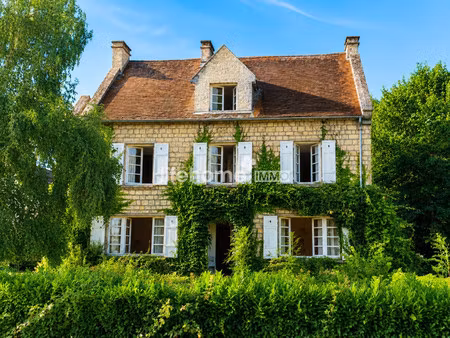 maison familiale - 5 chambres - bâtiment indépendant