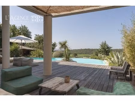 villa contemporaine avec vue panoramique à 15 minutes d'aix-en-