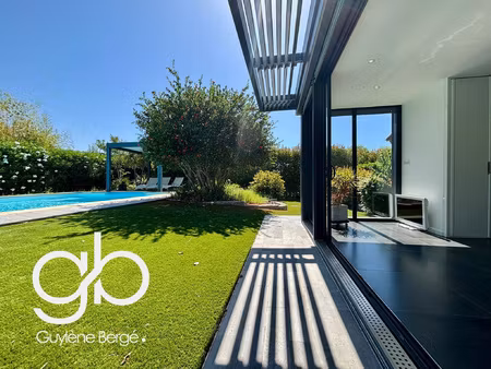 villa 169 m2 piscine chauffée véranda rt2020 juvignac mont
