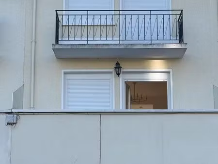 maison coup de cœur – entièrement rénovée – local commercial de 17 m² – jardin – aucun tra