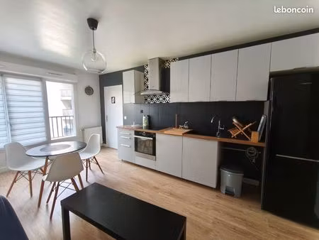 location 3 chambres meublées sur 3 cergy préfecture