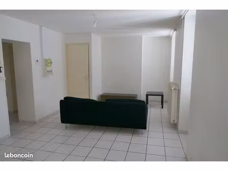 appartement t3proche lycée jeanne d'arc et facs