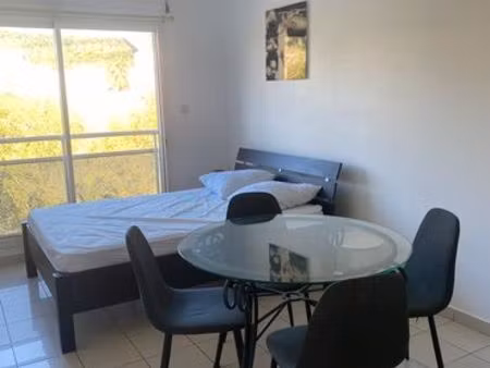 studio meublé tout équipé à 5 mn à pieds de la plage et des commerces