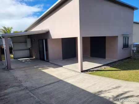 villa jumelée t4 récente à petite ile