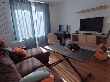 à louer – superbe f2 entièrement rénové de 38 m² avec balcon et cave – bas de montmorency 