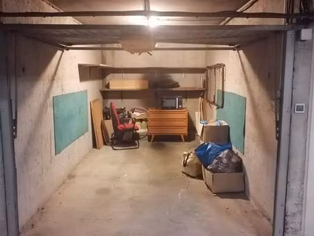 location garage caluire pasteur 69300