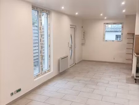 maison dans quartier calme et pavillonnaire