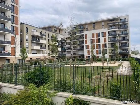 1 place de parking en location 14 rue des écuries pontoise