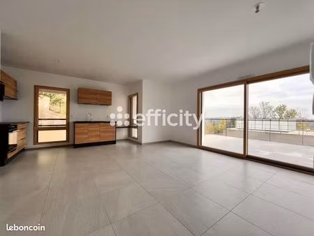 appartement 2 pièces 63 m²