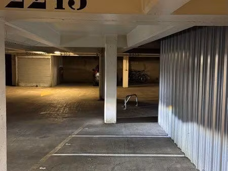 parking moto sécurisé à louer - bastille - rue de la roquette paris 11