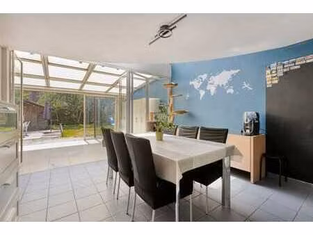 spacious 4-5 bedroom home in a prime location in aarschot