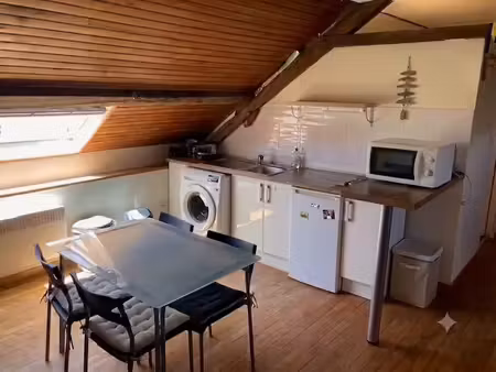 location meublée appartement 1 pièce 24 m² à thouars (79100)  450 €