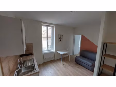 location meublée appartement 1 pièce 18 m² à clermont-ferrand (63000)  540 €