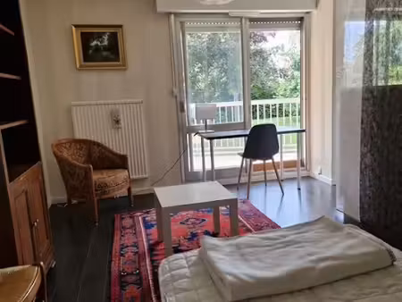 location meublée appartement 1 pièce 34 m² à talant (21240)  540 €