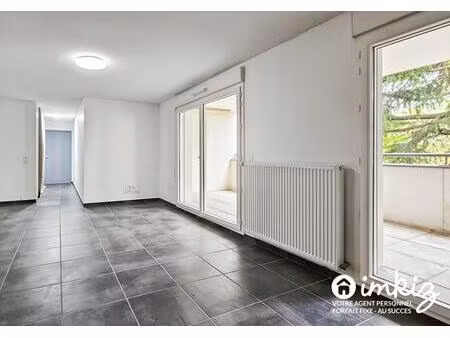 appartement 3 pièces traversant avec balcon 10 m²