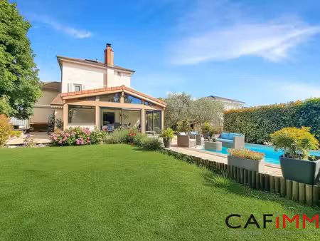 jons-maison 236m²- 7 chambres-piscine