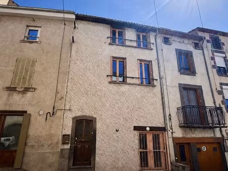 maison de ville à les martres-de-veyre (63730)