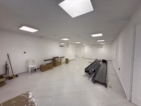 bureau climatisé de 150 m² - bras-panon