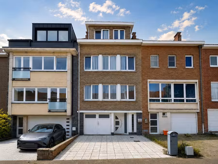 maison à louer à avenue léon houyoux 22 auderghem (vbe46034)