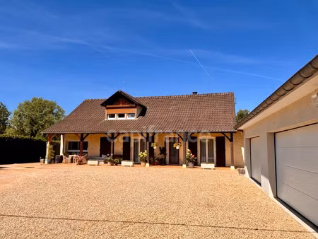maison à vendre l'abergement de cuisery 7 pièce(s) 179m2 337 000€