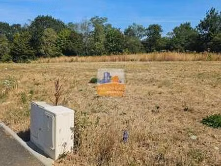 vente maison à port-saint-père (44710) : à vendre / 80m² port-saint-père
