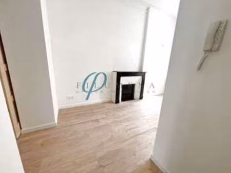 location appartement 2 pièces à sucé-sur-erdre (44240) : à louer 2 pièces / 31m² sucé-sur-