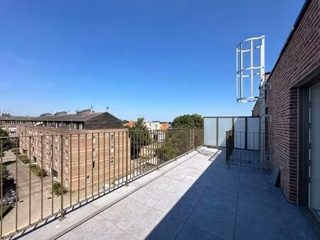appartement à louer à deurne € 1.245 (lq79c) | zimmo