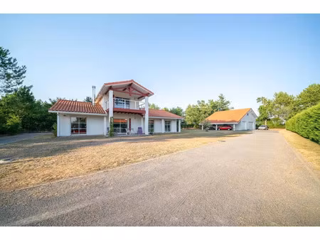 vente propriété 4 pièces 160 m² à biscarrosse (40600)  749 000 €