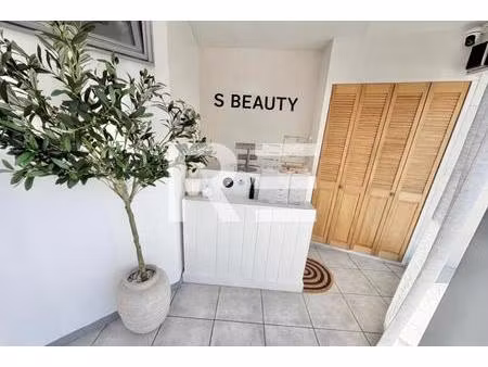 institut de beaute renove 55m2 emplacement ideal