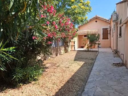 location maison 3 pièces 61.86 m² à nimes (30000)  702 €
