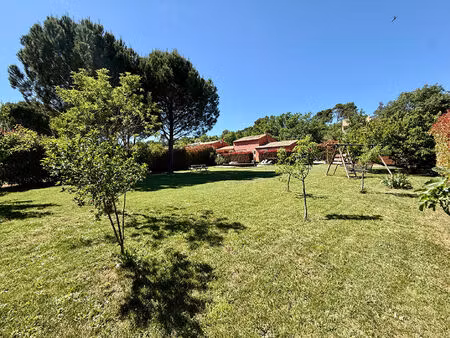 maison saint maximin la sainte baume 6 pièce(s) 138 m2