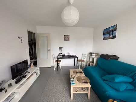 appartement t2 - quartier des salins