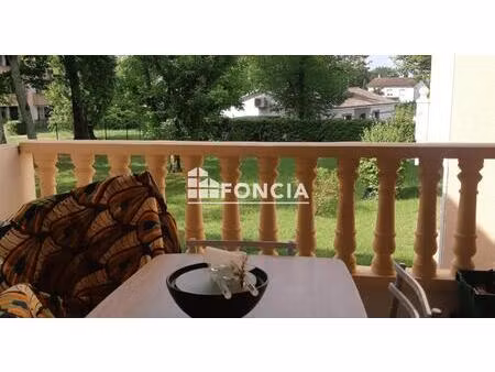 t2 de 48 m2 avec loggia  ascenseur  parking privatif  vendu libre !