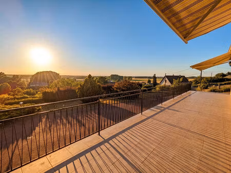 vue exceptionnelle sur la vallée - maison 133 m² avec sous-sol complet