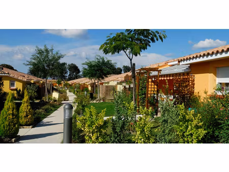 maison 2 chambres senioriales® de rochefort du gard + patio + parking - disponible immedia