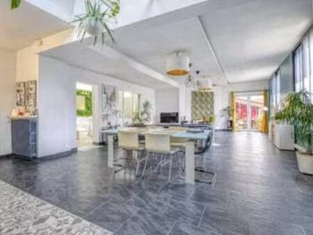 vente appartement 6 pièces et plus à nantes canclaux - mellinet (44000) : à vendre 6 pièce