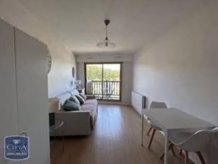 location appartement t1 meublé à trouville-sur-mer (14360) : à louer t1 meublé / 23m² trou