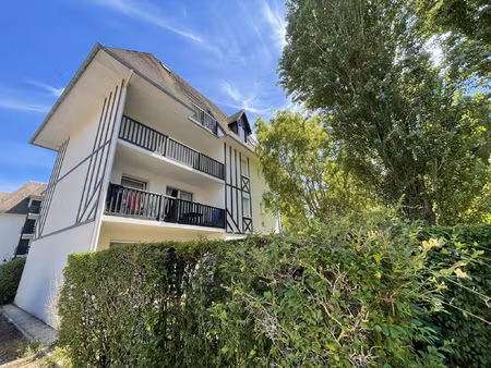 houlgate proche centre ville et mer t2 27m2 avec jardin et g