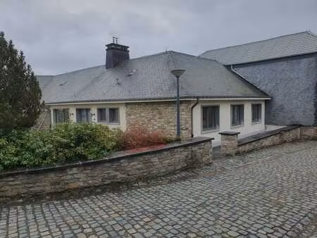maison 3 façades 3 ch à stavelot  129m²
