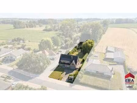 villa de caractère  6 ch.  22 ares et jardin verdoyant