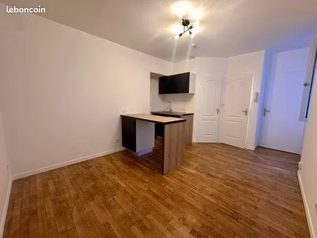 studio 1 pièce 17 m²