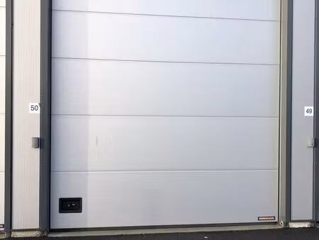 box ou garage fermé