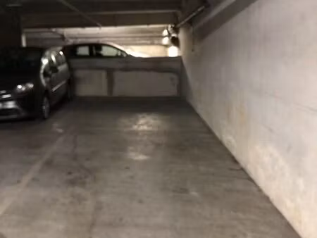 parking stains mairie – 2 places sécurisées en sous-sol (120/mois)