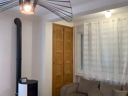 t2 meublé 65 m² – oyonnax – rdc  séjour lumineux  cuisine équipée 800 cc/mois (700 + 100 d